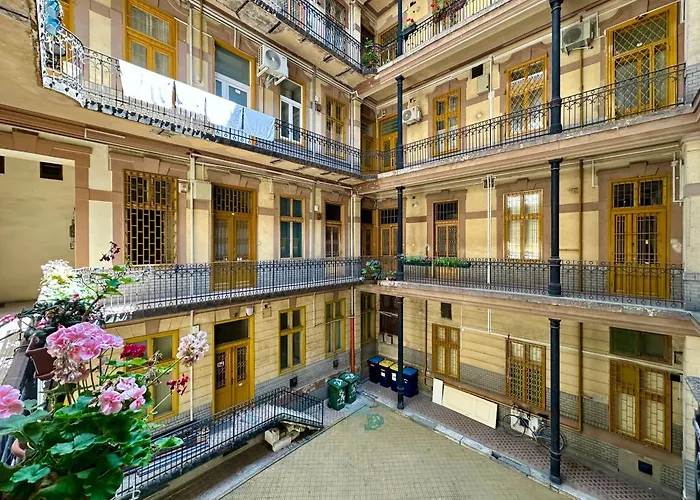 Apartament Secret Vaults *