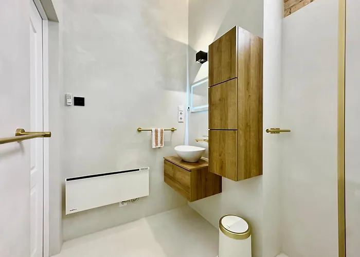 Apartament Secret Vaults
