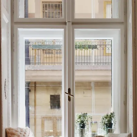 Apartment Secret Vaults *