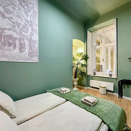 Secret Vaults Apartment