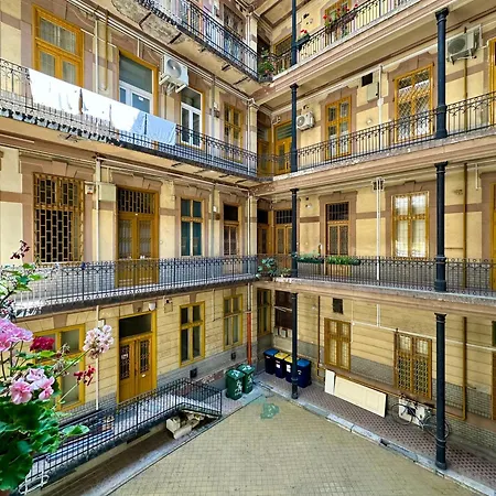 Apartment Secret Vaults *