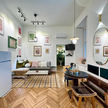 Apartment Secret Vaults Budapest