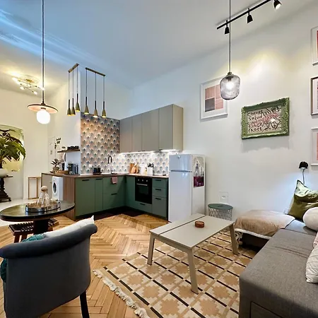 Secret Vaults Apartman *